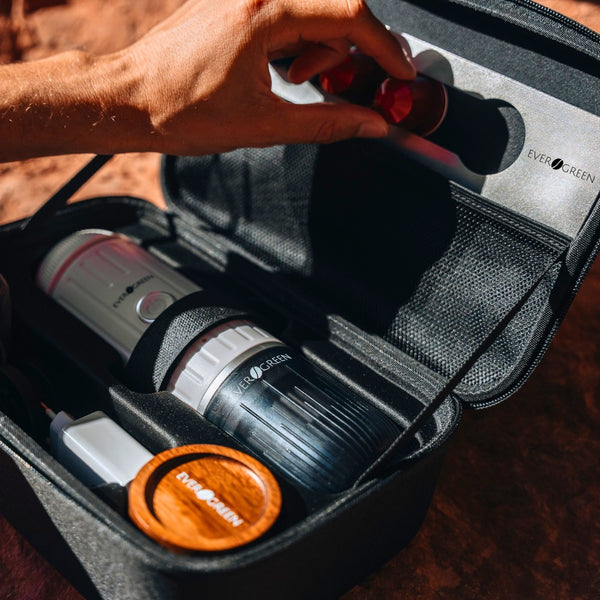 NEW - Nomaduo® Voyager Case